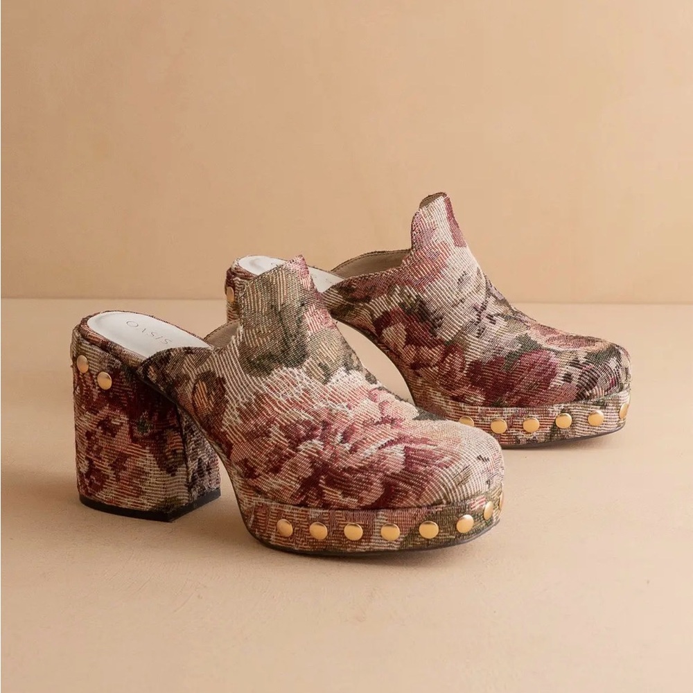 The Sierra | OASIS Society Mauve Tapestry Platform Clog Mule